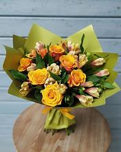 Букет цветов из:  Альстромерии и Розы в Михайловке Иркутской области