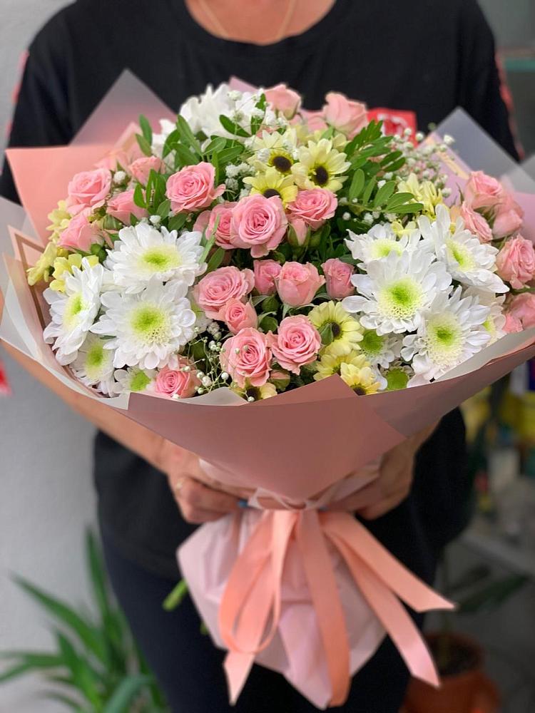 Букет цветов из: Розы и Хризантемы в Михайловке Иркутской области