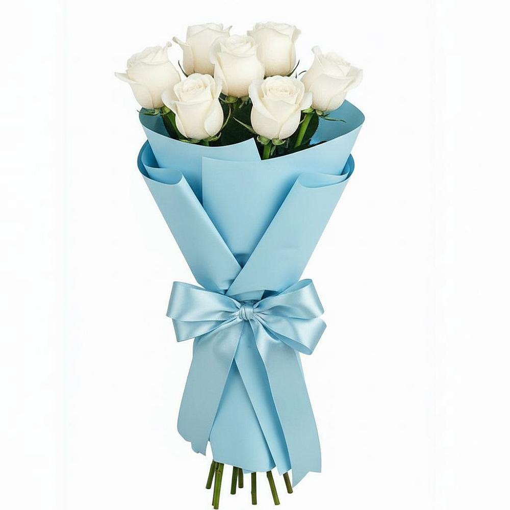 Букет 7 белых роз Проуд в Михайловке Иркутской области