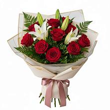 Букет цветов из:  Лилии и Розы в Михайловке Иркутской области
