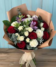 Букет цветов из:  Розы и Альстромерии в Михайловке Иркутской области