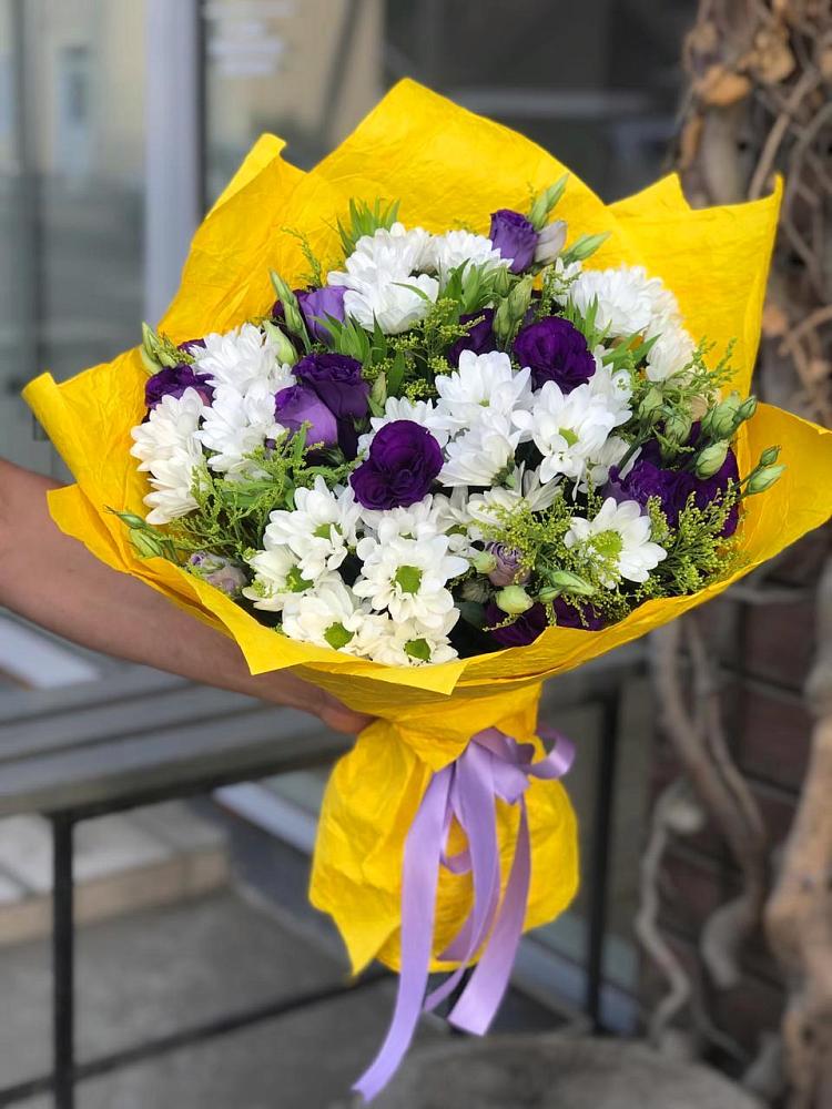 Букет цветов из: Ирисы, Хризантемы и Ромашки в Михайловке Иркутской области