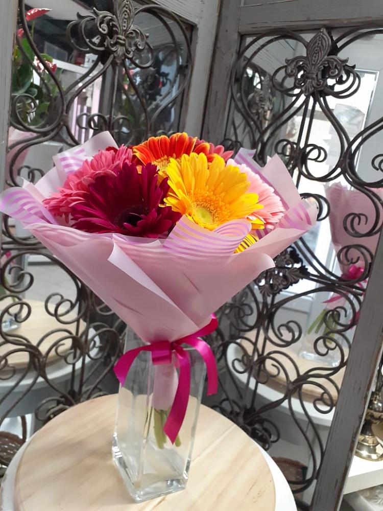 Букет цветов из: Герберы в Михайловке Иркутской области