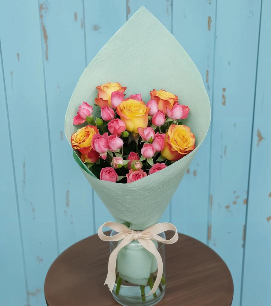 Букет цветов из: Розы в Михайловке Иркутской области