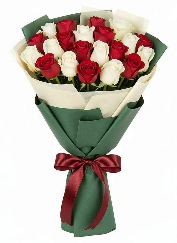 Букет Микс из красных и белых роз в Михайловке Иркутской области