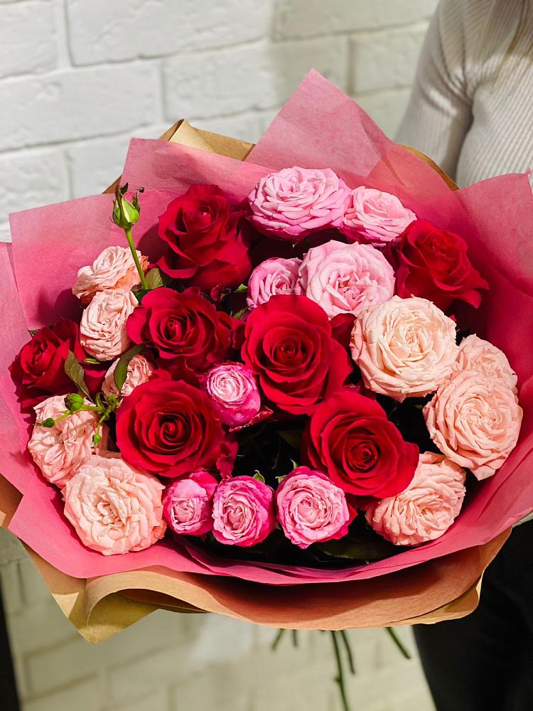 Букет цветов из: Розы в Михайловке Иркутской области