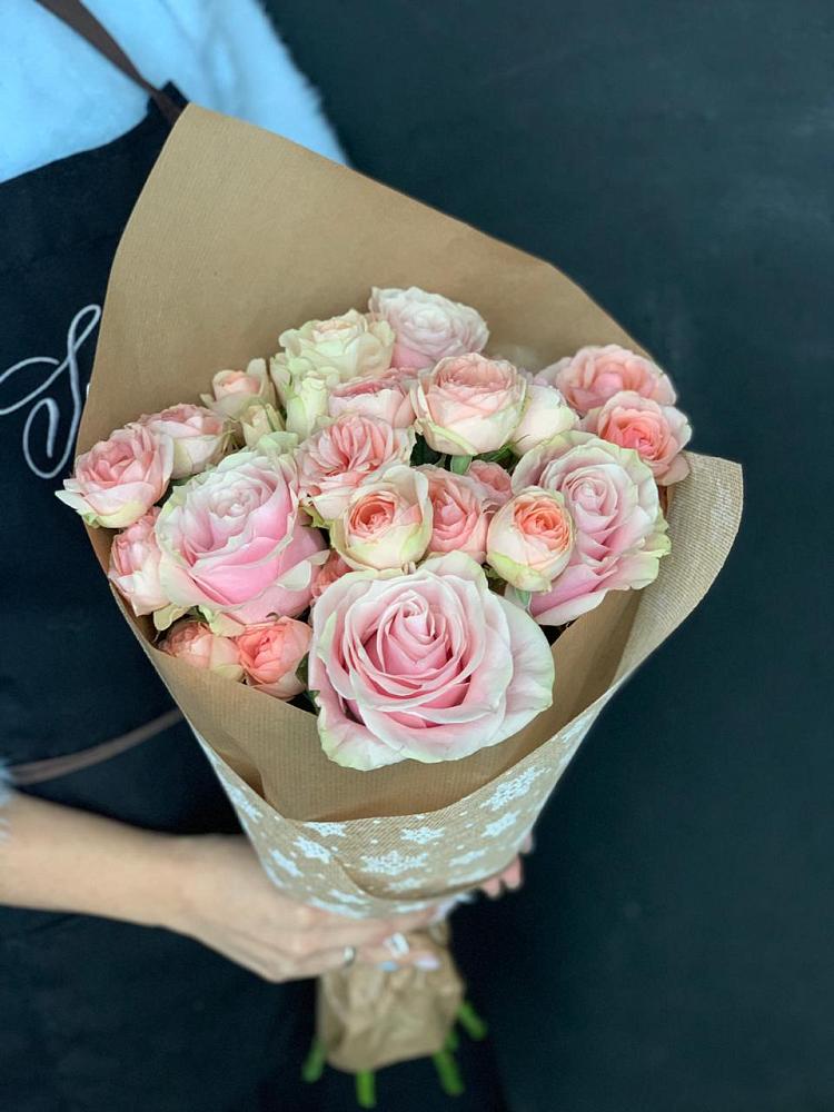 Букет цветов из: Хризантемы и Розы в Михайловке Иркутской области