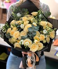 Букет птица счастья в Михайловке Иркутской области Букет цветов из: Розы и Лизиантусы в Михайловке Иркутской области